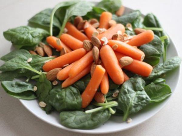 Vulkan energije in zdravja: špinača s korenčkom